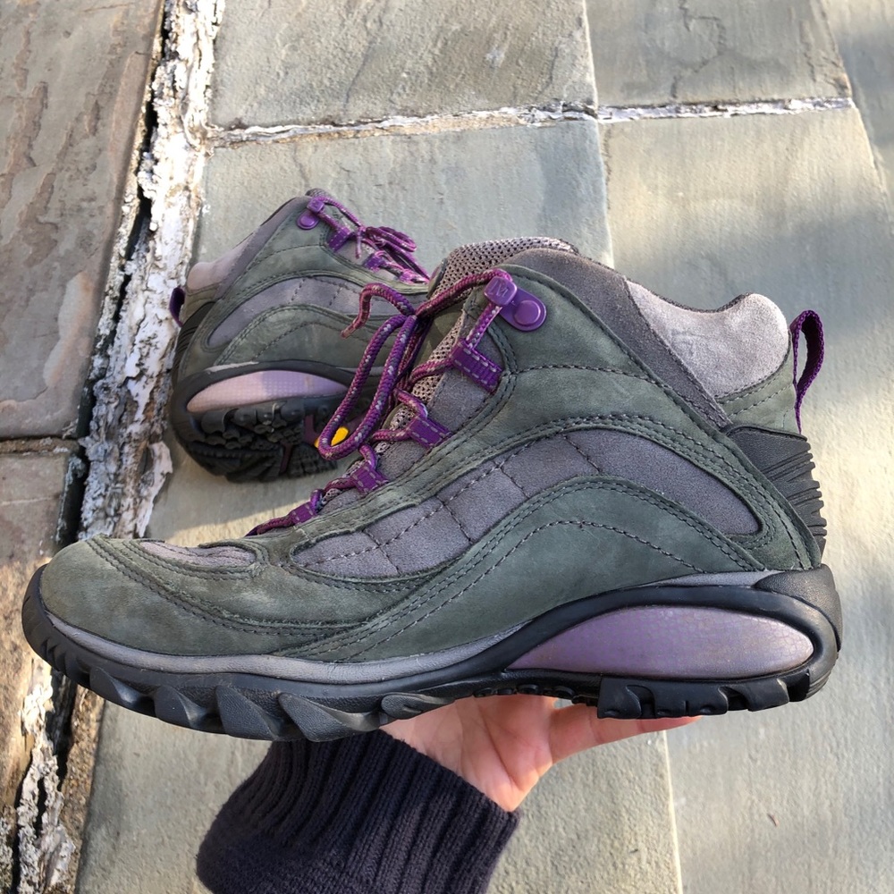Merrell hiking boots 7.5